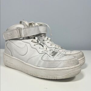 Nike Air Force Ones Women's Classic White Leather High-Tops Athletic Sneakers‎ 7